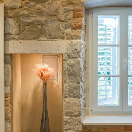 Stonemasons Heritage Guest house Split