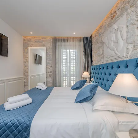 Stonemasons Heritage 4*