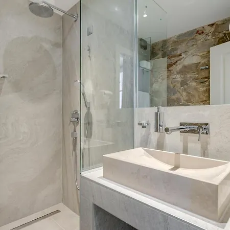 Stonemasons Heritage 4* سبليت